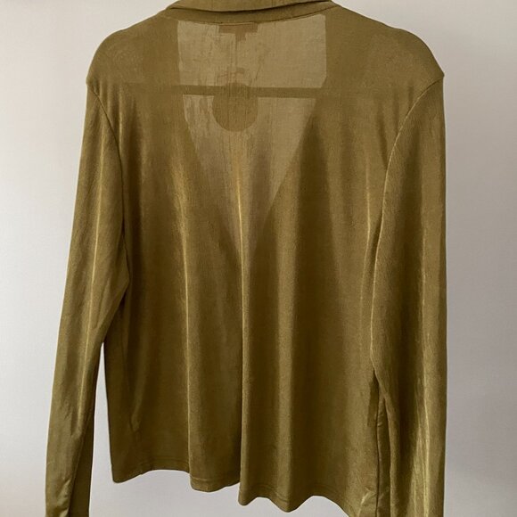 VRG GRL Check It Out Button Front Shirt // Olive - Picture 3 of 3